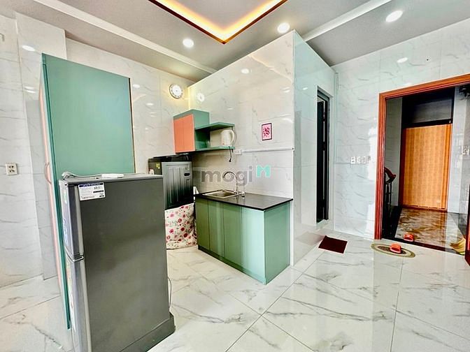 Hình ảnh Căn Hộ Cao Cấp Full Nội Thất Giá Rẻ Có Bancol Máy Giặt Riêng