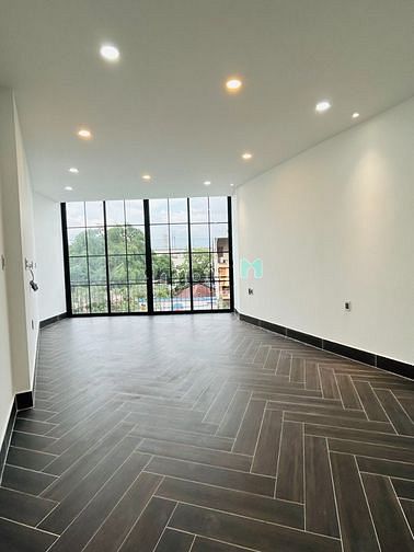Hình ảnh Cho Thuê MBKD Siêu Đẹp Mới Đặng Văn Bi