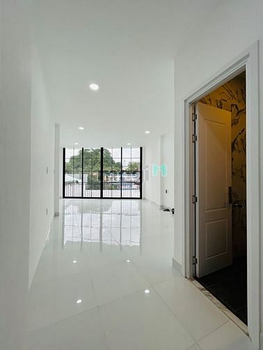 Hình ảnh Cho Thuê MBKD Siêu Đẹp Mới Đặng Văn Bi
