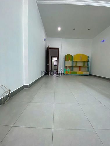 Hình ảnh Cho Thuê Nhà 5PN Giá Rẻ Gần Chợ Thủ Đức