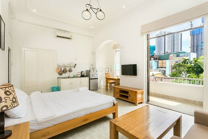 Hình ảnh 🌈Căn Hộ Studio 30m2, ban công, thang máy ✨Nguyễn Cửu Vân✨ ⛲Hàng Xanh⛲