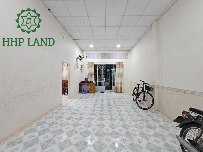 Hình ảnh Cho thuê nhà cách đường Hà Huy Giáp 150m2