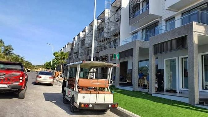 Hình ảnh Bán 120m2 đất dự án paragrus hướng đb trục 20m giá chỉ 19tr/m