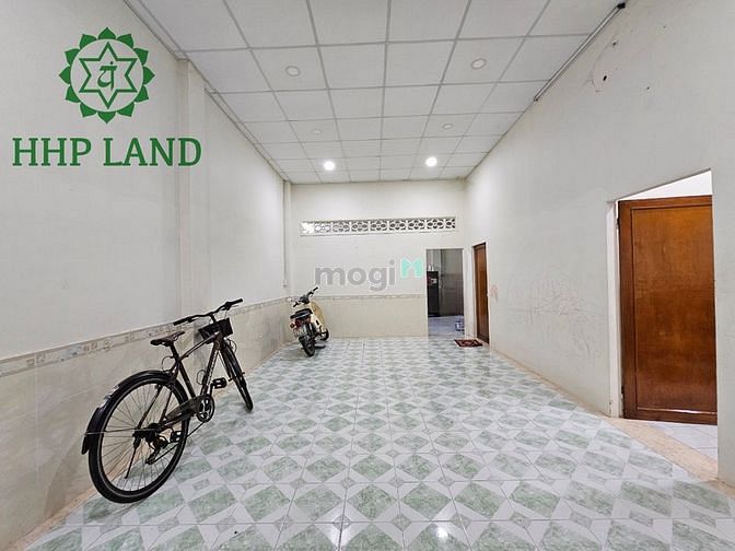 Hình ảnh Cho thuê nhà cách đường Hà Huy Giáp 150m2