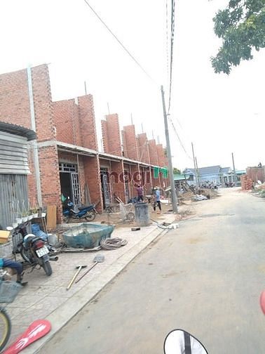 Hình ảnh 19 Căn Nhà Liền Kề,11 Lô Đất Nền Sổ HR Gần Chợ Hưng Long, Đường số 11
