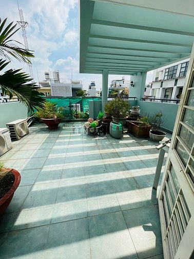 Hình ảnh Cho thuê nhà Phố Có Sân đổ 2 xe hơi Tại 9A Phan Đăng Lưu