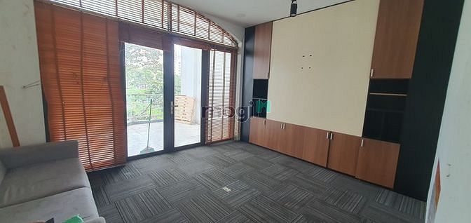 Hình ảnh Cho Thuê 17A Trần Nhật Duật, Tân Định Quận 1