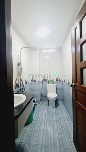 Hình ảnh Thạch Lam 64m2 4 tầng, cách Mt 10m chỉ 5.55 tỷ