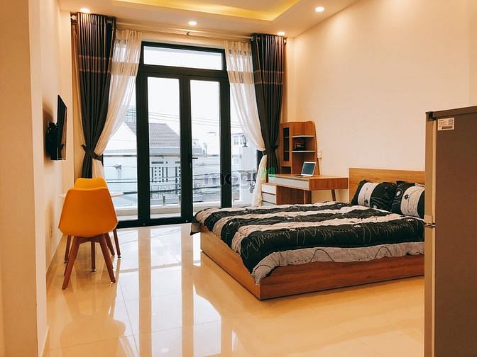 Hình ảnh Cho thuê phòng Quận 7 dạng studio, ban công thoáng mát, gần Lotte