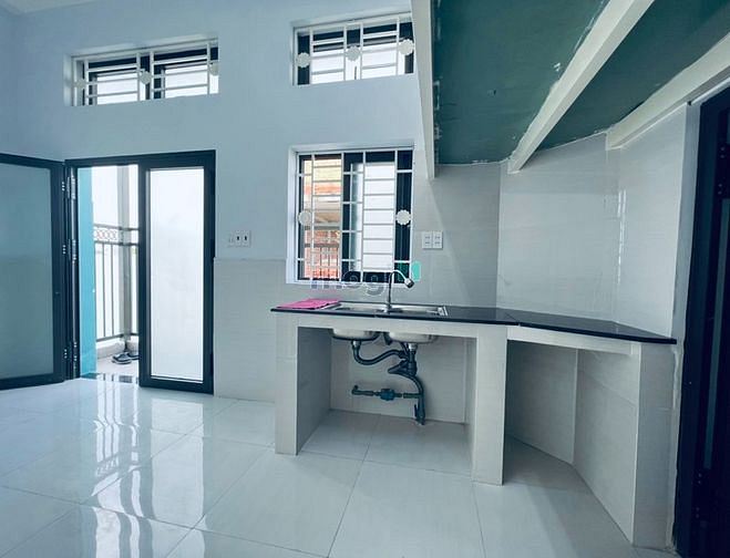 Hình ảnh Phòng Ban Công Cho Thuê Giá Rẻ Gần Lê Văn Quới