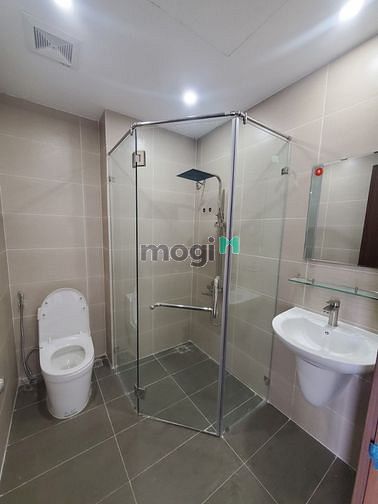 Hình ảnh Cho thuê căn 2PN2WC ,có rèm, bếp từ view Đầm Sen &Q1, bao phí quản lí