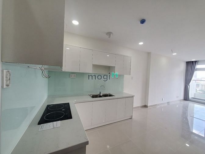 Hình ảnh Cho thuê căn 2PN2WC ,có rèm, bếp từ view Đầm Sen &Q1, bao phí quản lí