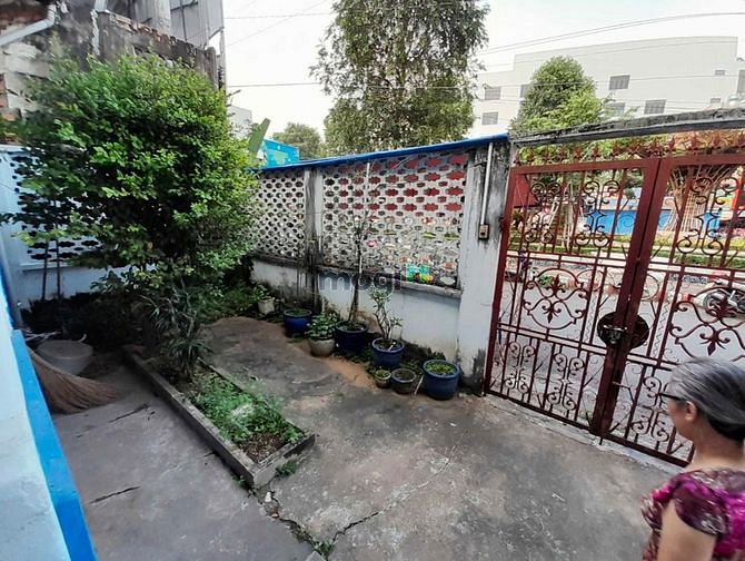 Hình ảnh Biệt thự cổ 300m2 cho thuê, vị trí kinh doanh đắc địa