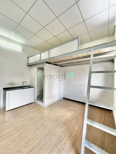 Hình ảnh Duplex BAN CÔNG FULL NT ngay trung tâm quận Tân Bình