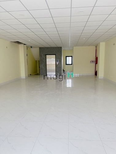 Hình ảnh Cho thuê nhà MT 16 Phổ Quang, P2, TB, DTSD 1400m2, 8x25, 7 Tầng.