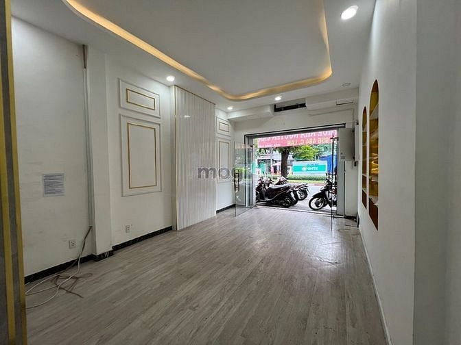 Hình ảnh Cho thuê MTKD 30M Bàu Cát (đôi), P14, TB, 4 Tầng, kinh doanh tự do.