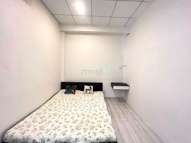 Hình ảnh 2PN Ban công full nội thất ngay sân bay phường 4