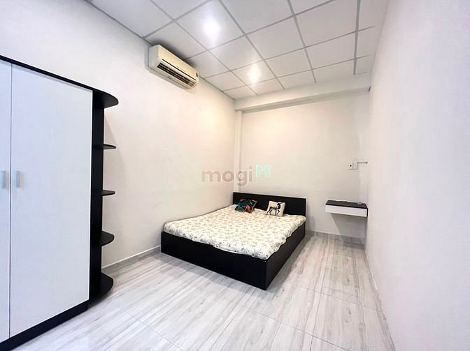 Hình ảnh 2PN Ban công full nội thất ngay sân bay phường 4