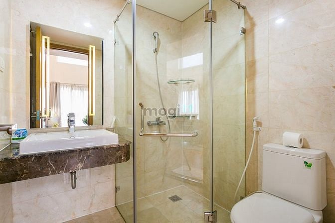 Hình ảnh Cần bán gấp CC Phúc Thịnh Q.5. DT 85m2, 2P, 2WC. Giá bán 3,1 tỷ.