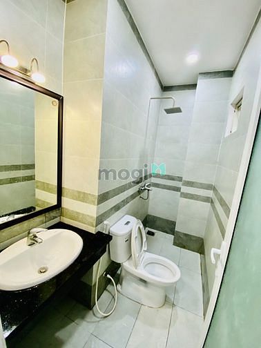 Hình ảnh 💥Căn Hộ Studio 35m2 ban công lớn, Full nội thất ngay Hoàng Hoa Thám.