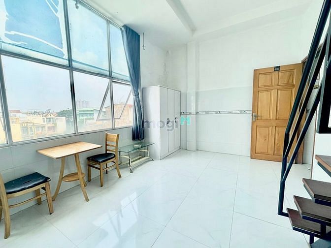 Hình ảnh Cho Thuê CHDV FUll Nội Thất View Kính Giá Cực Rẻ