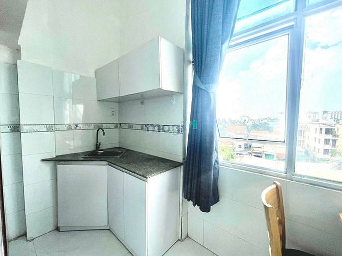 Hình ảnh Cho Thuê CHDV FUll Nội Thất View Kính Giá Cực Rẻ