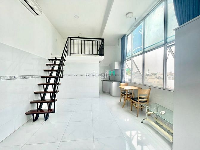 Hình ảnh Cho Thuê CHDV FUll Nội Thất View Kính Giá Cực Rẻ