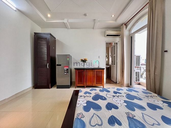 Hình ảnh Căn 30m2 bancol thoáng - full nt gần chợ Lý Phục Man