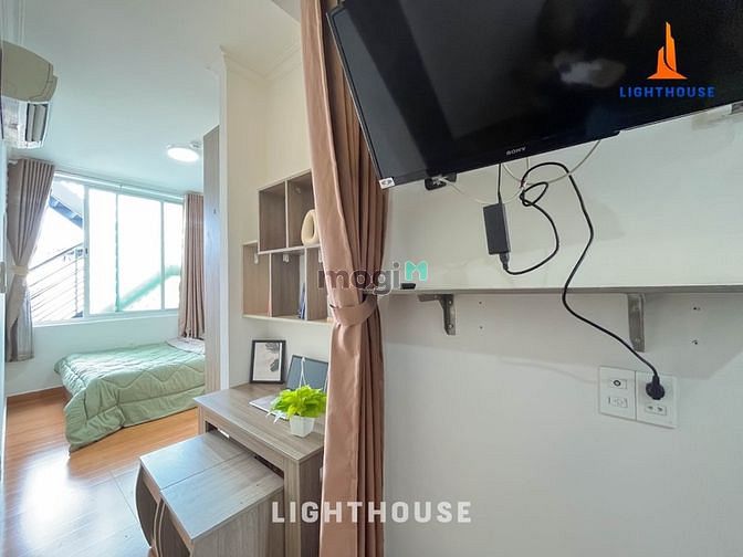 Hình ảnh Studio cửa sổ lớn rộng sát Đại học Văn Lang - Nguyễn Văn Cừ Quận 1