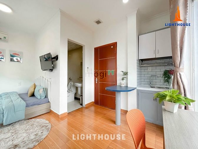 Hình ảnh Studio cửa sổ lớn rộng sát Đại học Văn Lang - Nguyễn Văn Cừ Quận 1