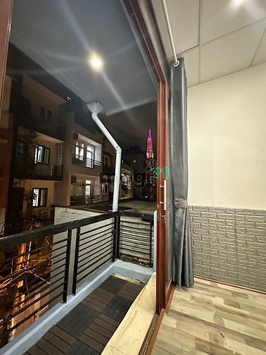 Hình ảnh Cho thuê phòng máy lạnh ban công XVNT P21 Bình Thạnh