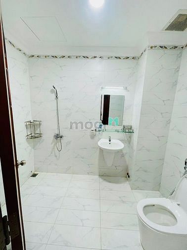Hình ảnh Bến Nghé Q1 Full nội thất cửa sổ ban công thoáng mát