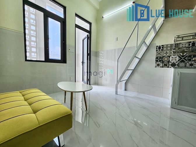 Hình ảnh Duplex bancol _nội thất riêng biệt gần Đầm Sen