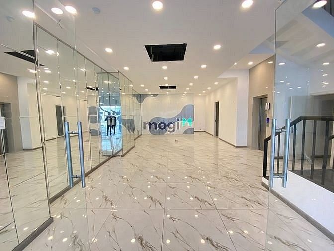 Hình ảnh Tòa nhà mới 100% - Vị trí đẹp - Giá cực tốt