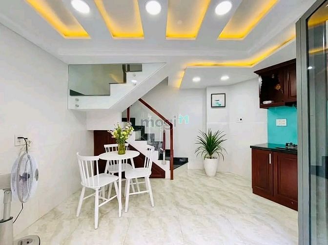 Hình ảnh TIN DC KHÔNG nhà Thành Thái Q10 50m2 Chỉ 2.3 tỷ SHR