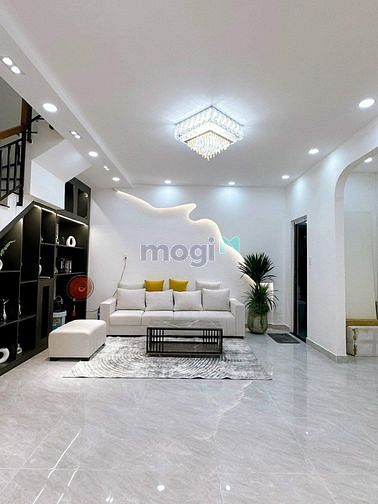 Hình ảnh Bán gấp nhà Cách Mạng Tháng Tám.Quận 3.