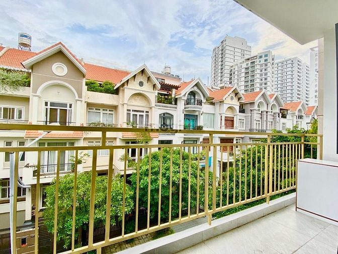 Hình ảnh CHDV quận 7 full nt ban công siêu rộng, thoáng mát gần lotte , đh lớn