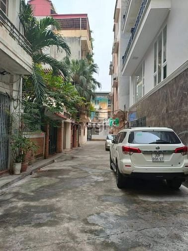 Hình ảnh Bán đất cầu diễn, 7 chỗ qua nhà cực đẹp trong khu vực