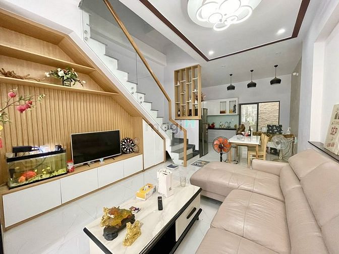 Hình ảnh Bán nhà hẻm xe hơi đường 30, Thủ Đức, 80m2, giá 3tỷ250,sổ hồng riêng,