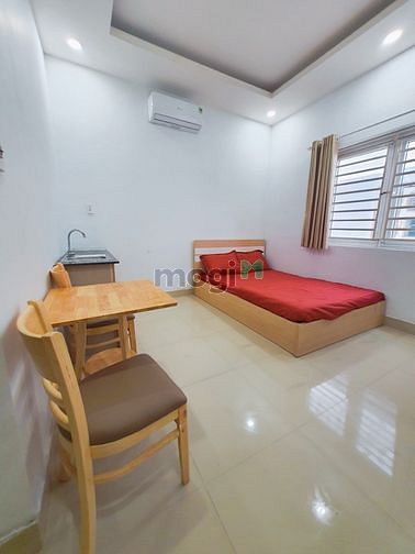 Hình ảnh Studio ngay sau CĐ Lý Tự Trọng gần Lăng Cha Cả