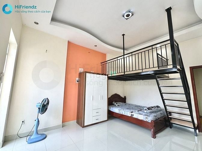 Hình ảnh CHDV mini có nội thất phong cảnh yên bình, có cửa sổ lớn siêu thoáng