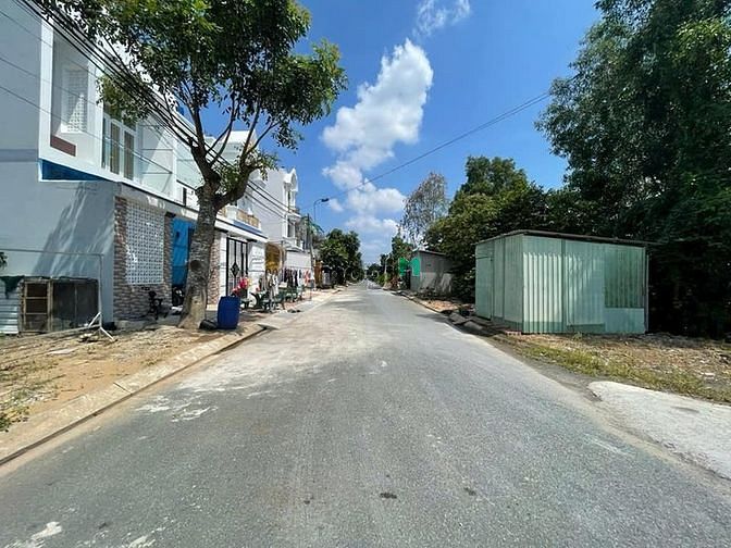 Hình ảnh Duy nhất 1 lô 800tr/100m2 ngay An Phú Tây