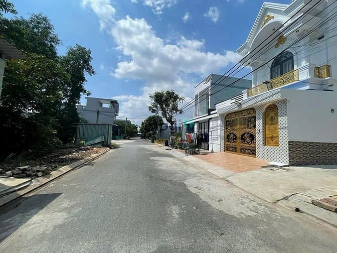 Hình ảnh Duy nhất 1 lô 800tr/100m2 ngay An Phú Tây
