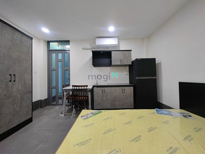 Hình ảnh Giảm Giá Sốc CHDV Có Giếng Trời, Full Nội Thất, Gần KCN Tân Bình