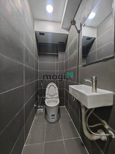 Hình ảnh Giảm Giá Sốc CHDV Có Giếng Trời, Full Nội Thất, Gần KCN Tân Bình