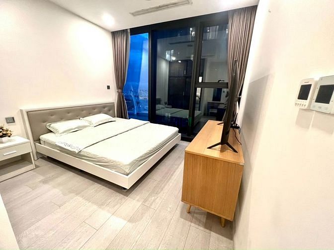 Hình ảnh Vinhome Golden River! Tôi Cần Cho Thuê Căn Hộ