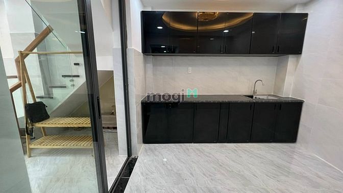 Hình ảnh Hẻm Xe Hơi  Quận 11 - 81m2 - 3 TẦNG BTCT - 7 Phòng
