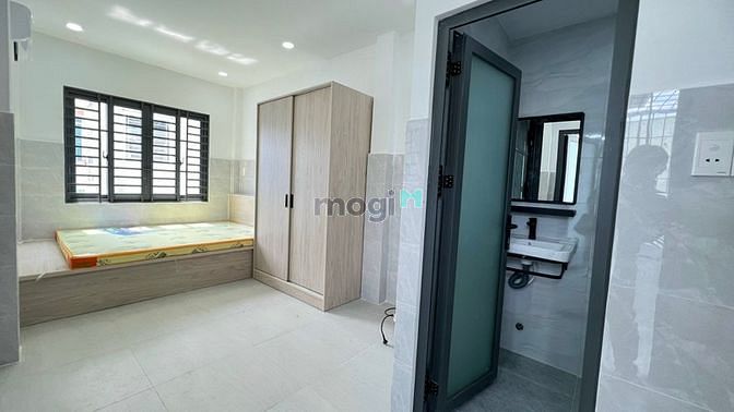Hình ảnh Hẻm Xe Hơi  Quận 11 - 81m2 - 3 TẦNG BTCT - 7 Phòng