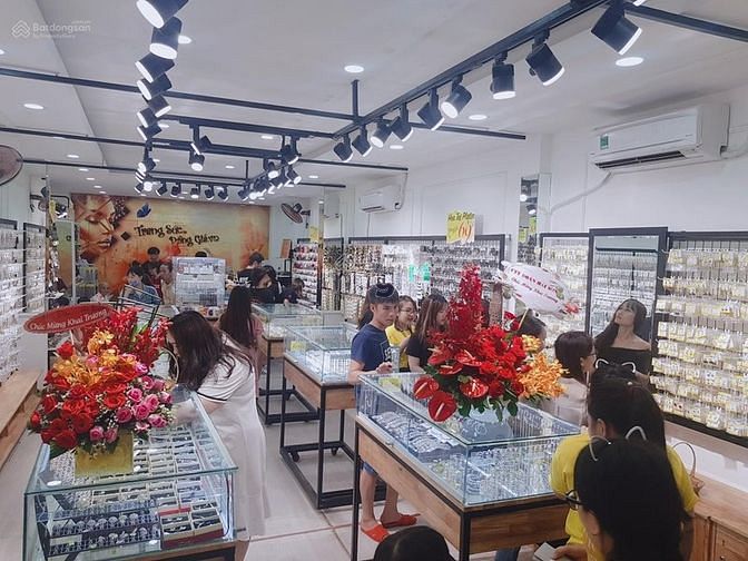 Hình ảnh MB MỚI mặt tiền Cách Mạng Tháng 8, Phường 5, Quận Tân Bình.
