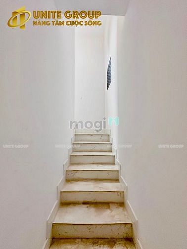 Hình ảnh DUPLEX Ban công mới xây giá rẻ ở trung tâm Q7